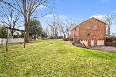 7010 Stancliff Court, Clemmons, NC 27012 - Photo 5