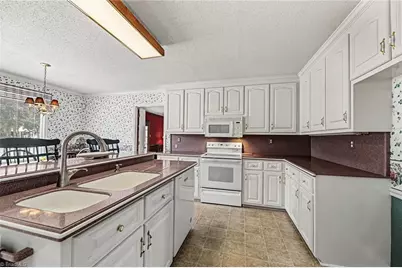 7010 Stancliff Court, Clemmons, NC 27012 - Photo 17