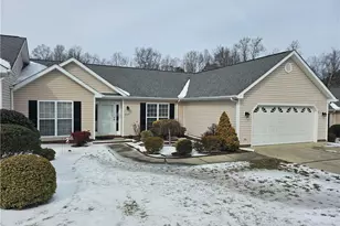 117 Village Dr, Jamestown, NC 27282 - Photo 1