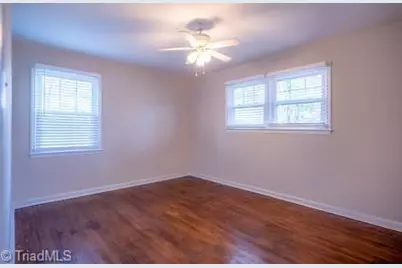 2005 Queens Court, Greensboro, NC 27408 - Photo 29