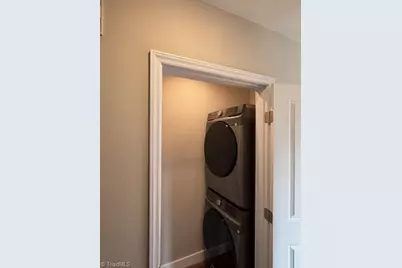 2005 Queens Court, Greensboro, NC 27408 - Photo 33