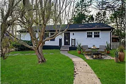 2005 Queens Court, Greensboro, NC 27408 - Photo 3