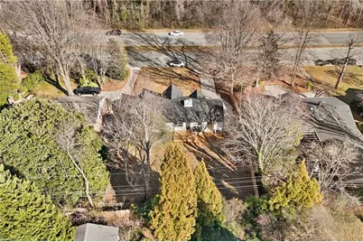 1009 Benjamin Parkway, Greensboro, NC 27408 - Photo 29