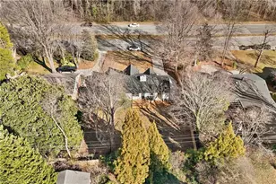 1009 Benjamin Pkwy, Greensboro, NC 27408 - Photo 29