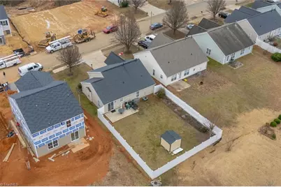 1623 Faircrest Lane, Greensboro, NC 27406 - Photo 25