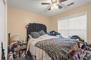 1623 Faircrest Ln, Greensboro, NC 27406 - Photo 17