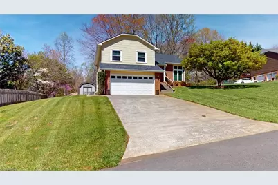 713 Old Barn Circle, Pilot Mountain, NC 27041 - Photo 3