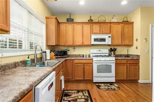 3008 Reese Pond Ct, Browns Summit, NC 27214 - Photo 7
