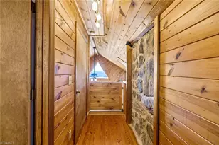 575 New River Cemetery Rd, Grassy Creek, NC 28631 - Photo 27