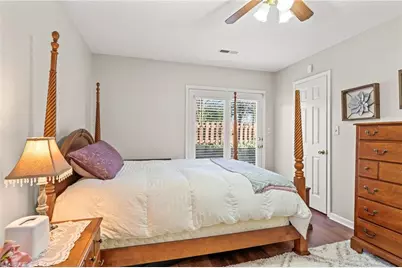 3703 Cotswold Terrace #1, Greensboro, NC 27410 - Photo 17