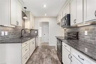 5900 Cottonwood Ln, Winston-Salem, NC 27103 - Photo 15