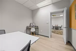 603 E Eastchester Dr, High Point, NC 27262 - Photo 21