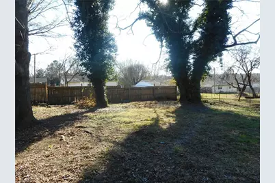 908 Ashe Street, Greensboro, NC 27406 - Photo 11