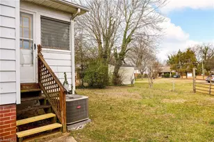 507 W 24th St, Winston-Salem, NC 27105 - Photo 23