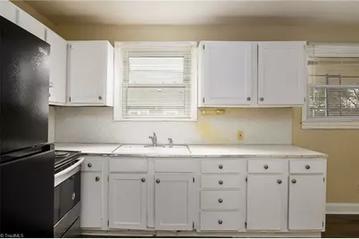 507 W 24th Street, Winston-Salem, NC 27105 - Photo 7