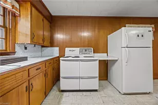 806 7th Ave, Mayodan, NC 27027 - Photo 13