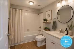 210 Woodnell St, Greensboro, NC 27405 - Photo 7