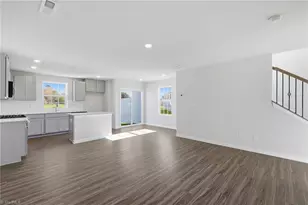 227 Plumtree Ct, King, NC 27021 - Photo 11