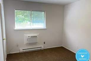 210 Woodnell St, Greensboro, NC 27405 - Photo 5