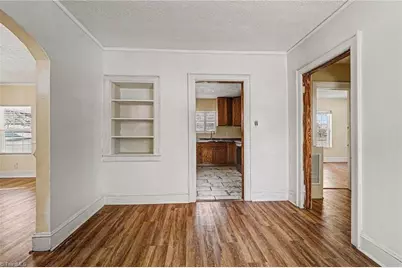 513 Broad Avenue, Greensboro, NC 27406 - Photo 9