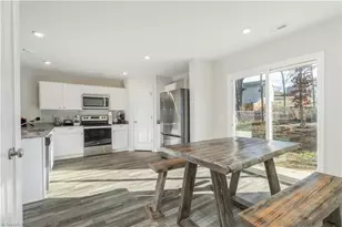 532 N Main St, Denton, NC 27239 - Photo 9