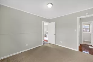 2307 Kersey St, Greensboro, NC 27406 - Photo 15