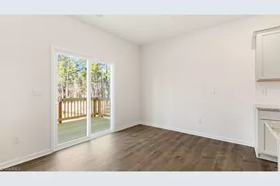 3019 Middle Creek Lane, Greensboro, NC 27405 - Photo 11