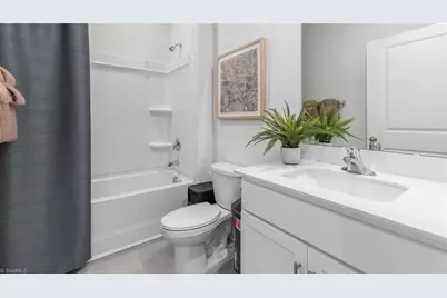 3021 Middle Creek Lane, Greensboro, NC 27405 - Photo 21