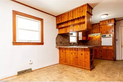 264 Airview Drive, Mount Airy, NC 27030 - Photo 9