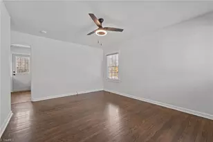 2119 Hubbard St, Greensboro, NC 27405 - Photo 15