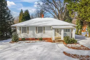 2119 Hubbard St, Greensboro, NC 27405 - Photo 11