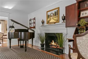 609 Elmwood Dr, Greensboro, NC 27408 - Photo 9