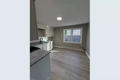 1406 Ohenry Boulevard, Greensboro, NC 27405 - Photo 9