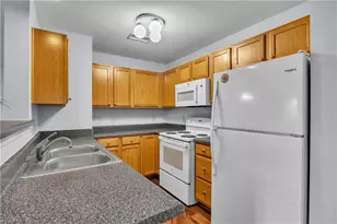 6702 W Friendly Ave, Greensboro, NC 27410 - Photo 7