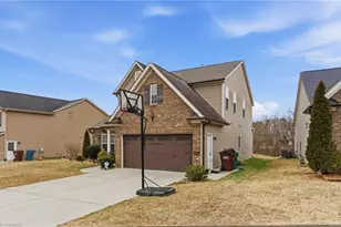 512 Paul Pope Rd, Thomasville, NC 27360 - Photo 3