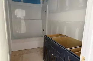 221 Fisher Rd, Madison, NC 27025 - Photo 7