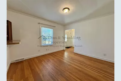 1802 W Friendly Avenue, Greensboro, NC 27403 - Photo 11