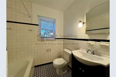 1802 W Friendly Avenue, Greensboro, NC 27403 - Photo 29