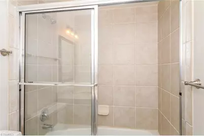 999 Nottingham Road, High Point, NC 27262 - Photo 11