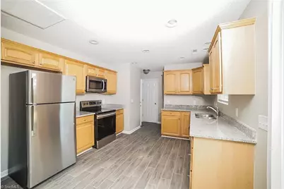 113 Willow Bend Drive, King, NC 27021 - Photo 5