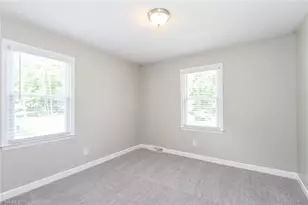 4309 Rosebriar Ln, Winston-Salem, NC 27106 - Photo 11