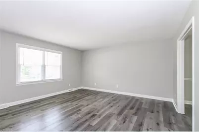 4309 Rosebriar Lane, Winston-Salem, NC 27106 - Photo 3