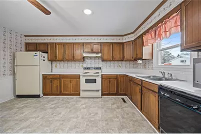 147 Renee Drive, Advance, NC 27006 - Photo 13