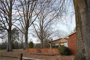 3180 Williston Rd, Walkertown, NC 27051 - Photo 7