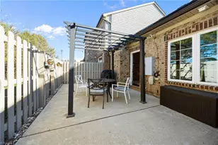 715 Piedmont Crossing Dr, High Point, NC 27265 - Photo 7