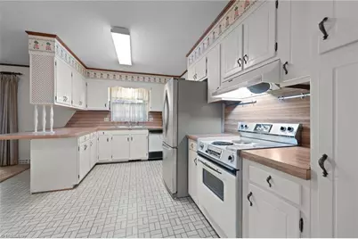 304 Irving Park Drive, Kernersville, NC 27284 - Photo 11