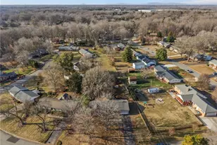 304 Irving Park Dr, Kernersville, NC 27284 - Photo 41