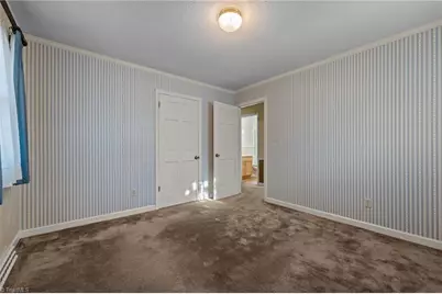 304 Irving Park Drive, Kernersville, NC 27284 - Photo 25