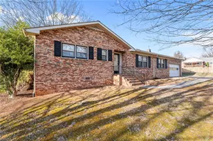 304 Irving Park Dr, Kernersville, NC 27284 - Photo 31