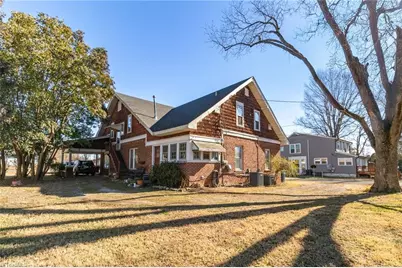 416 S Fayetteville Street, Liberty, NC 27298 - Photo 27